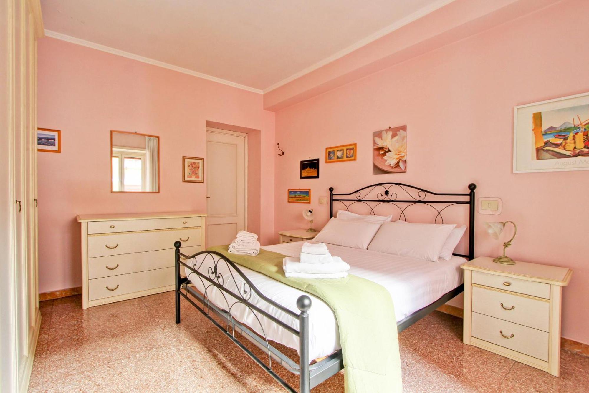 Apartment Porta Portese Rome