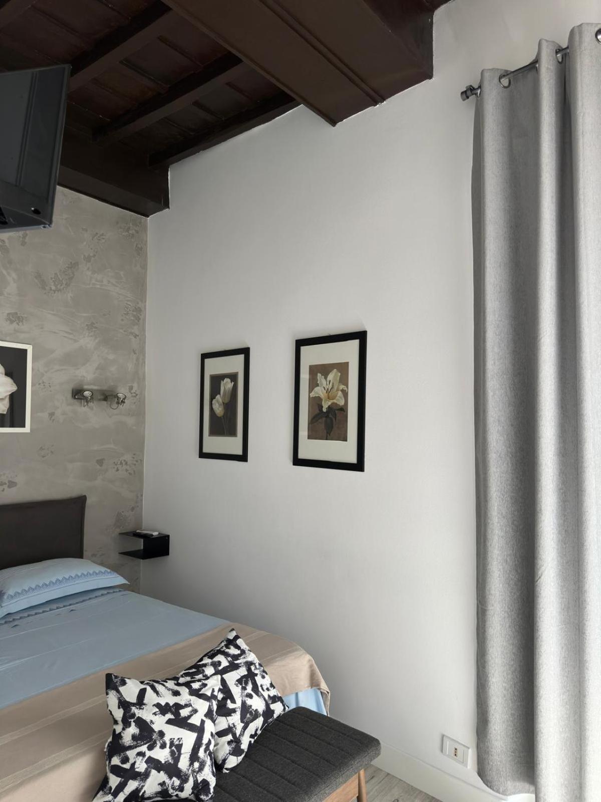 Pietro's Central Apartament Apartment *