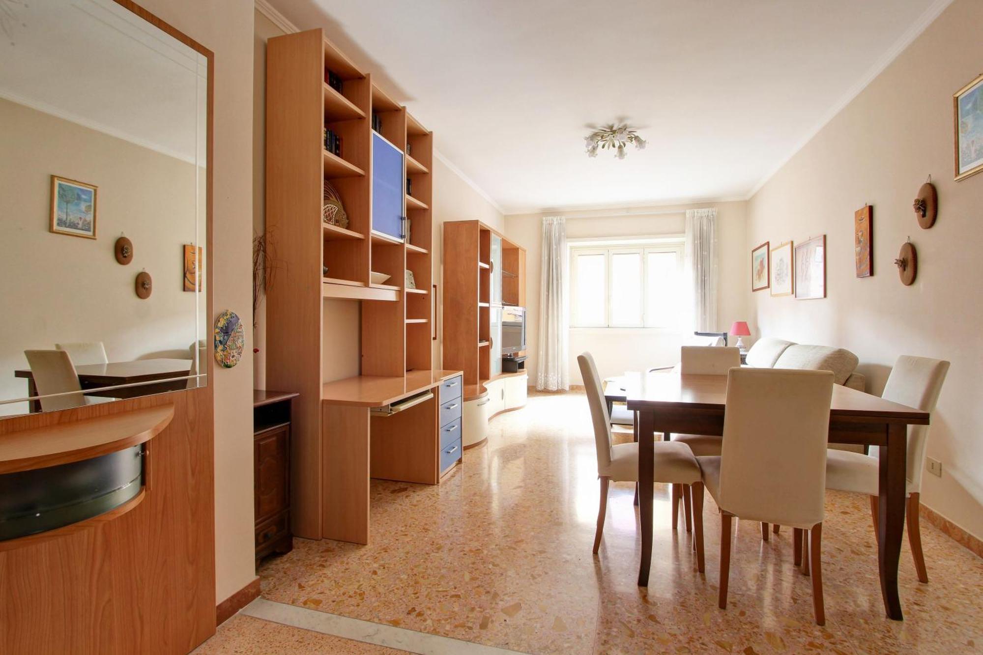 Apartment Porta Portese Rome