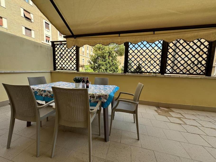 La Terrazza Di Massimo Appartement Rome