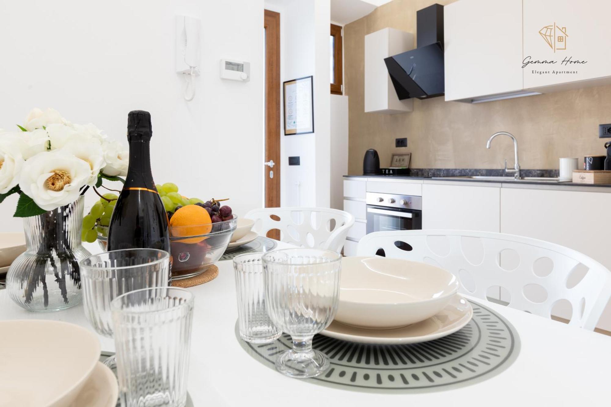 Apartment Gemma House - 100mt To Metro Station, 2 En-suite Bathrooms Rome
