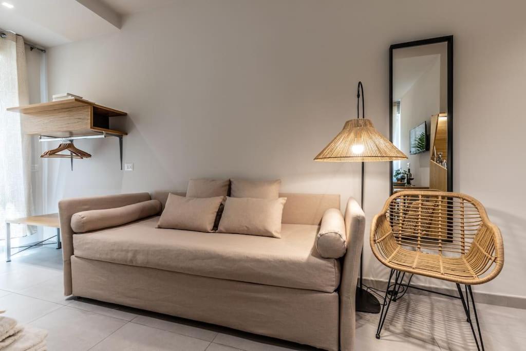 Dafne Ampio Nido, Vera Promessa Di Relax * Roma