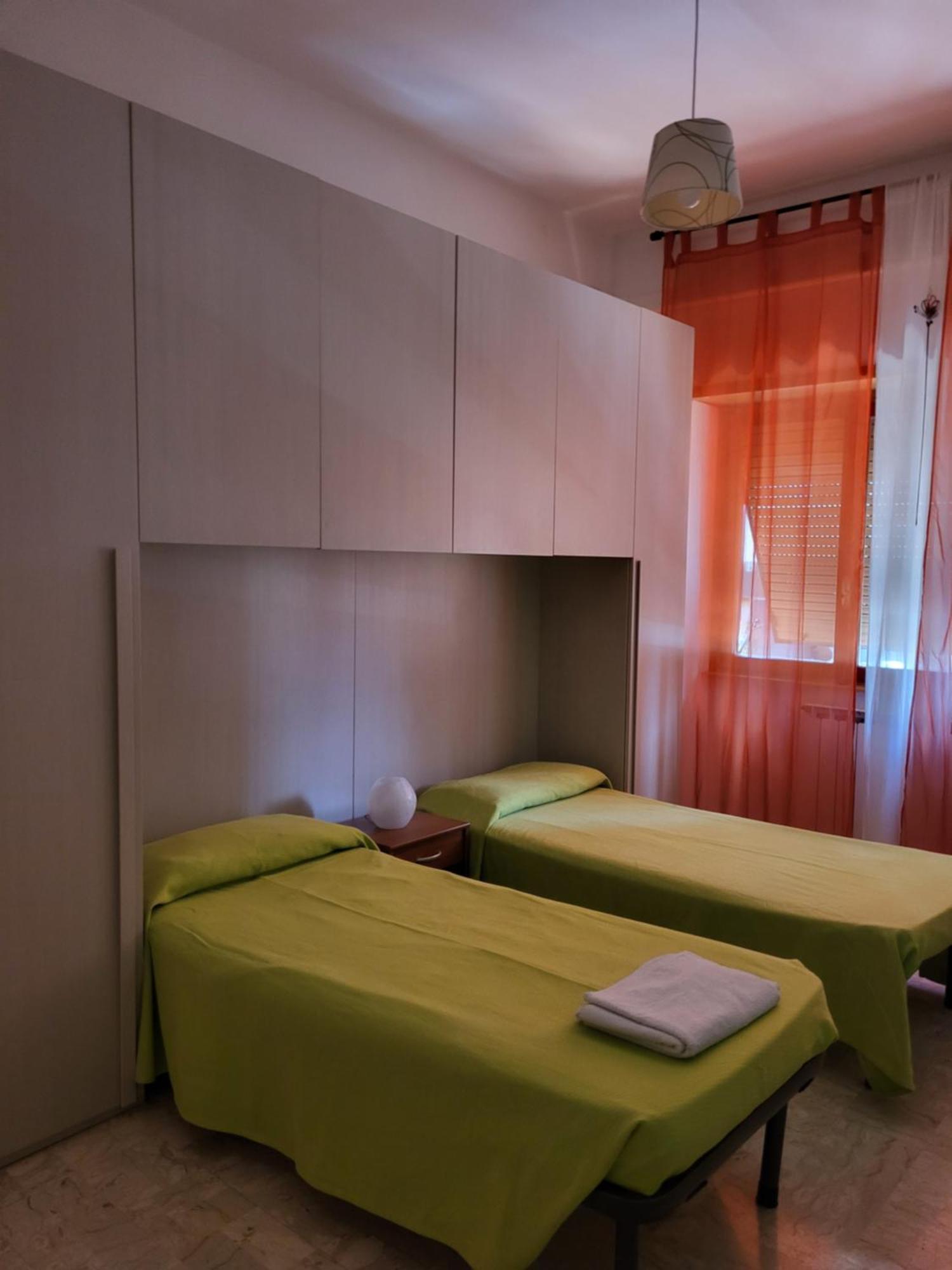 Sweet Tiburtina Station Guest house *