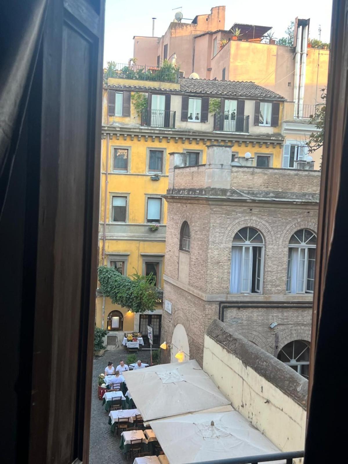 Imperial House San Calisto 7 Holiday home Rome