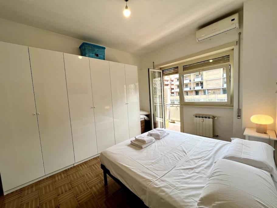Elegante E Centrale Trilocale A Trastevere Appartement Rome