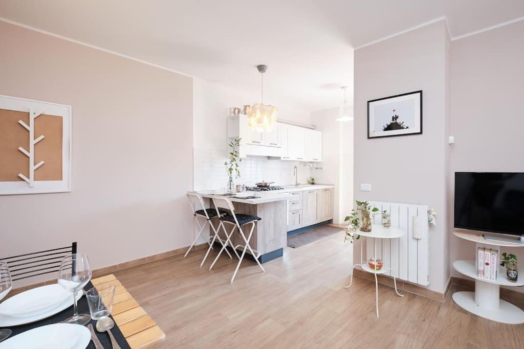 Porta Di Roma, Moderno Luminoso Con Wi-fi E Ac Apartment *