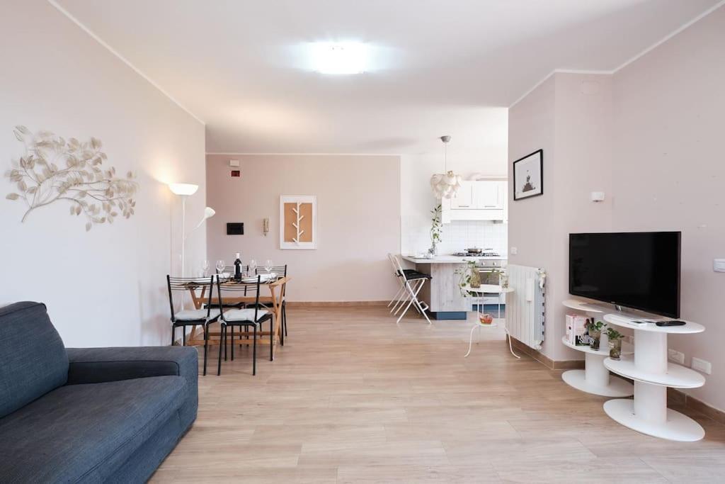 Apartment Porta Di Roma, Moderno Luminoso Con Wi-fi E Ac