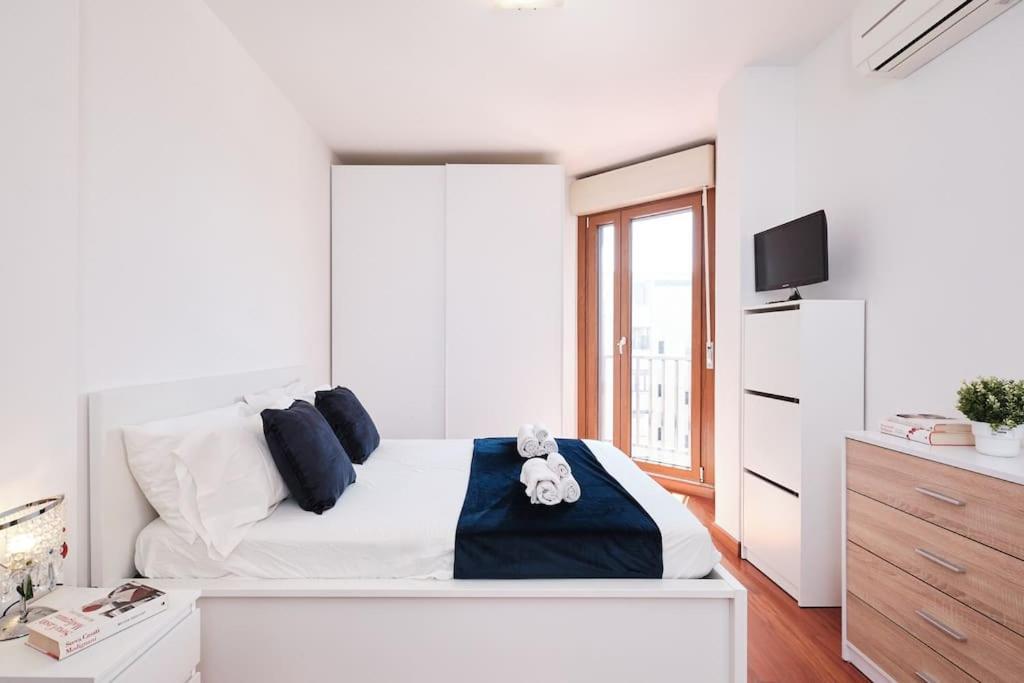 Porta Di Roma, Moderno Luminoso Con Wi-fi E Ac Apartment Rome