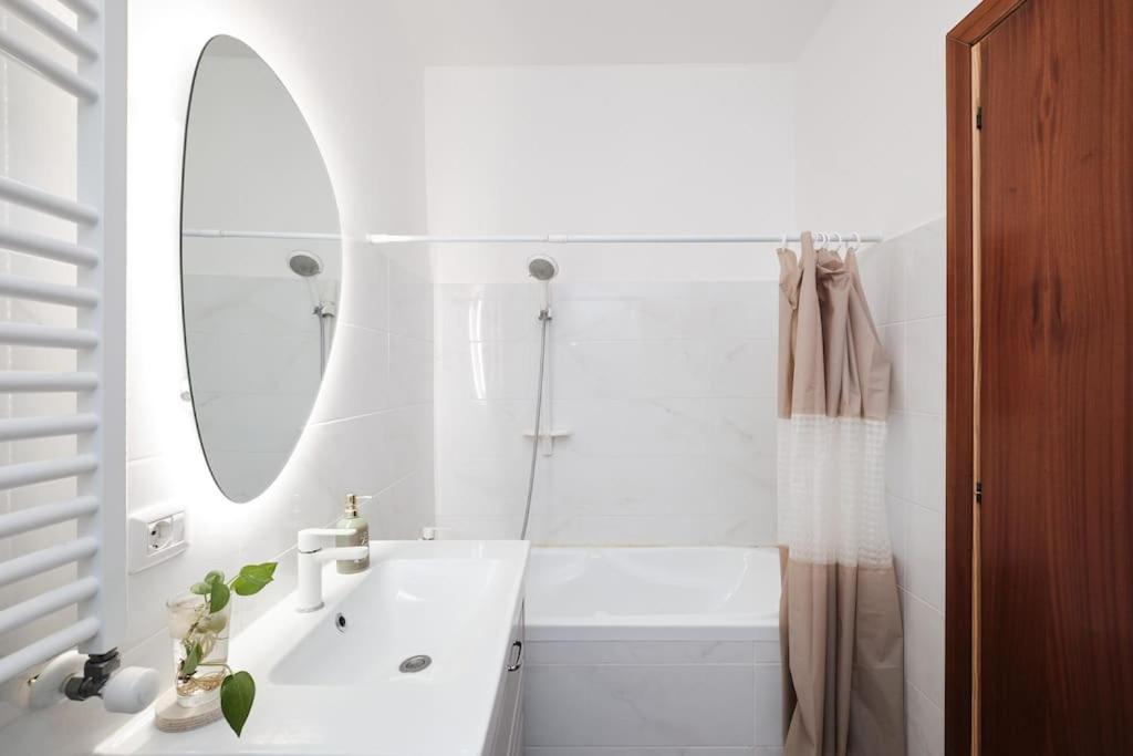 Apartment Porta Di Roma, Moderno Luminoso Con Wi-fi E Ac