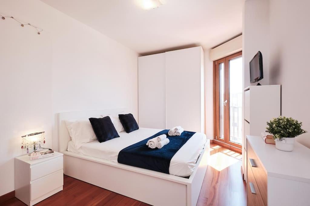Porta Di Roma, Moderno Luminoso Con Wi-fi E Ac Apartment *