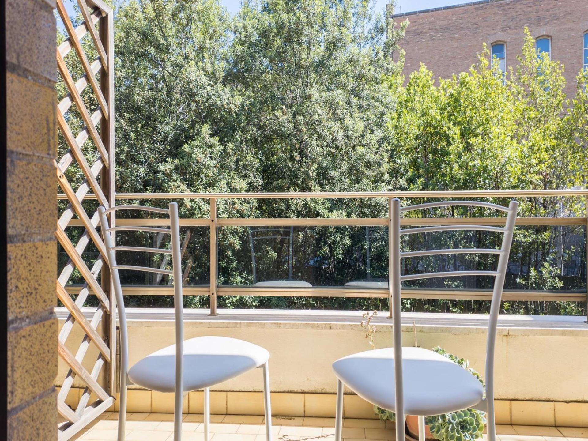 The Rent - Spacious Flat A Stone's Throw From The Vatican * Roma