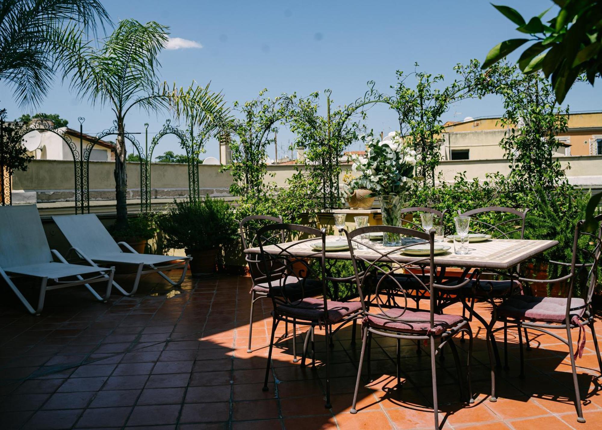 Casa de hóspedes Terrazza Munira Trastevere 2*