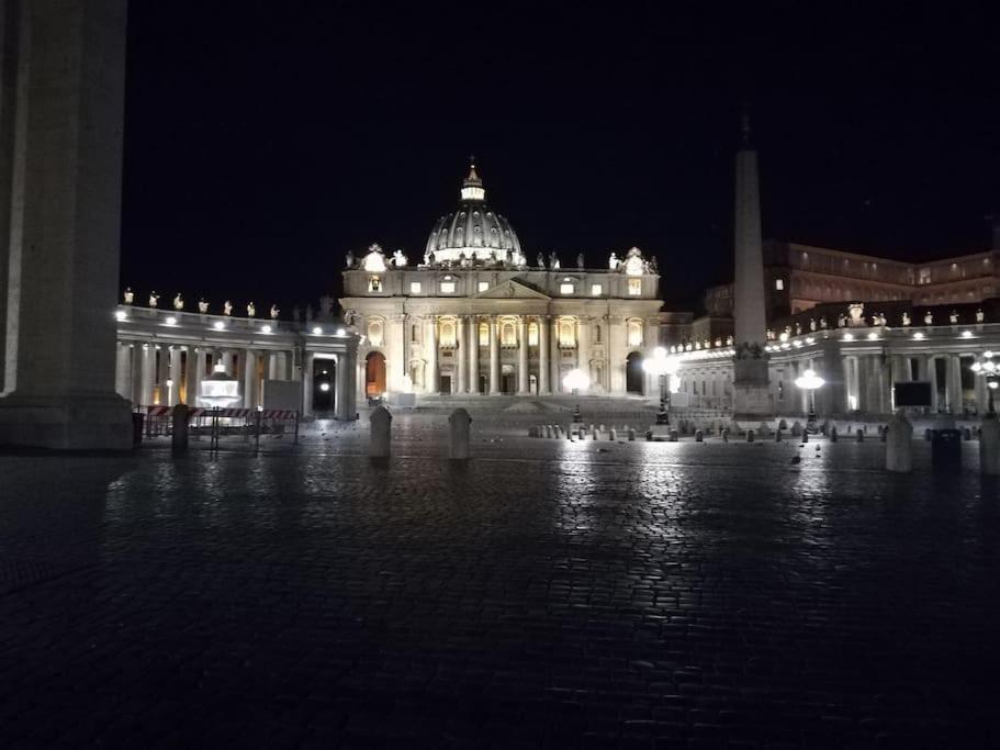 The New St. Peter's Little Stone Apartamento