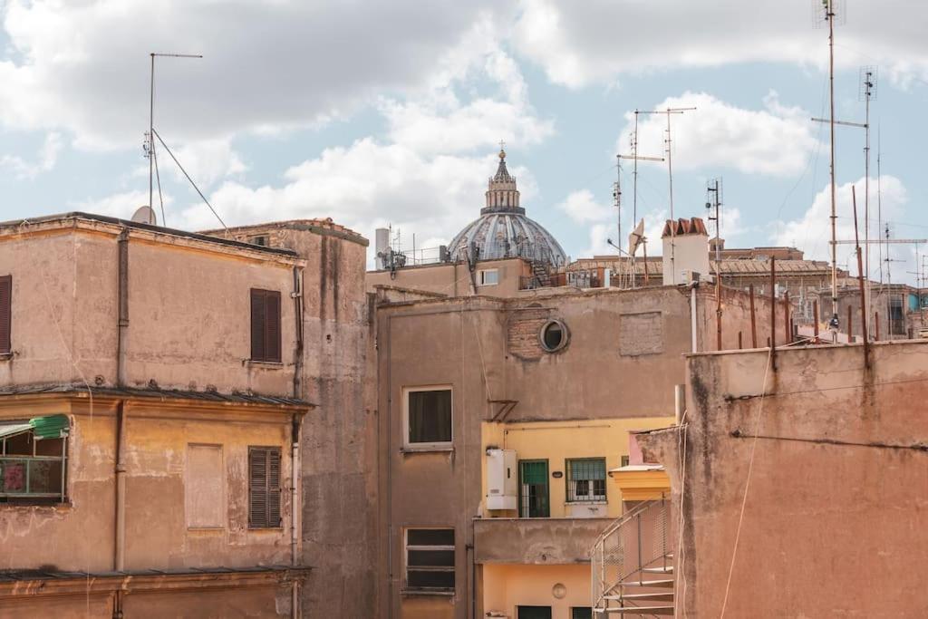 The New St. Peter's Little Stone Apartamento *