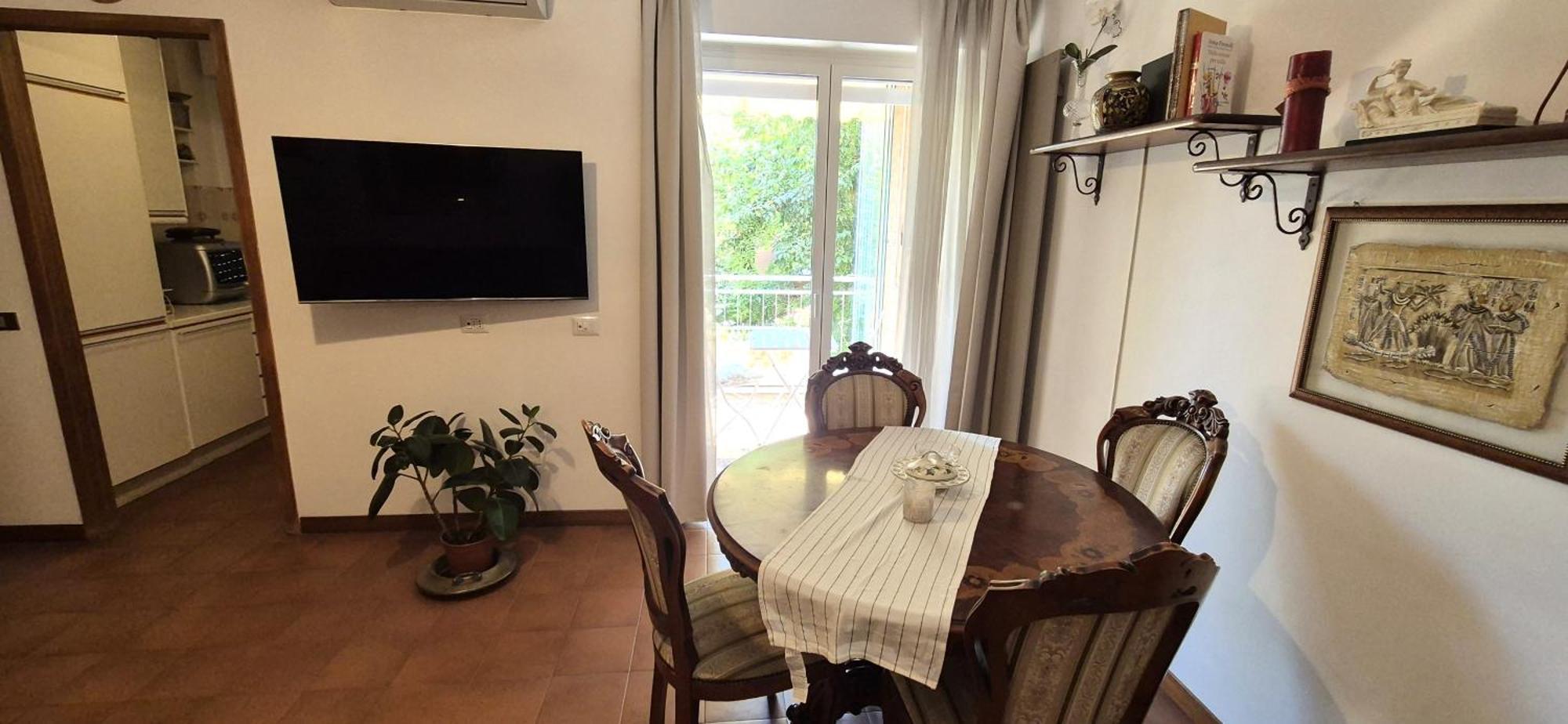 Eur Fenix Free Parking Family Apartment *