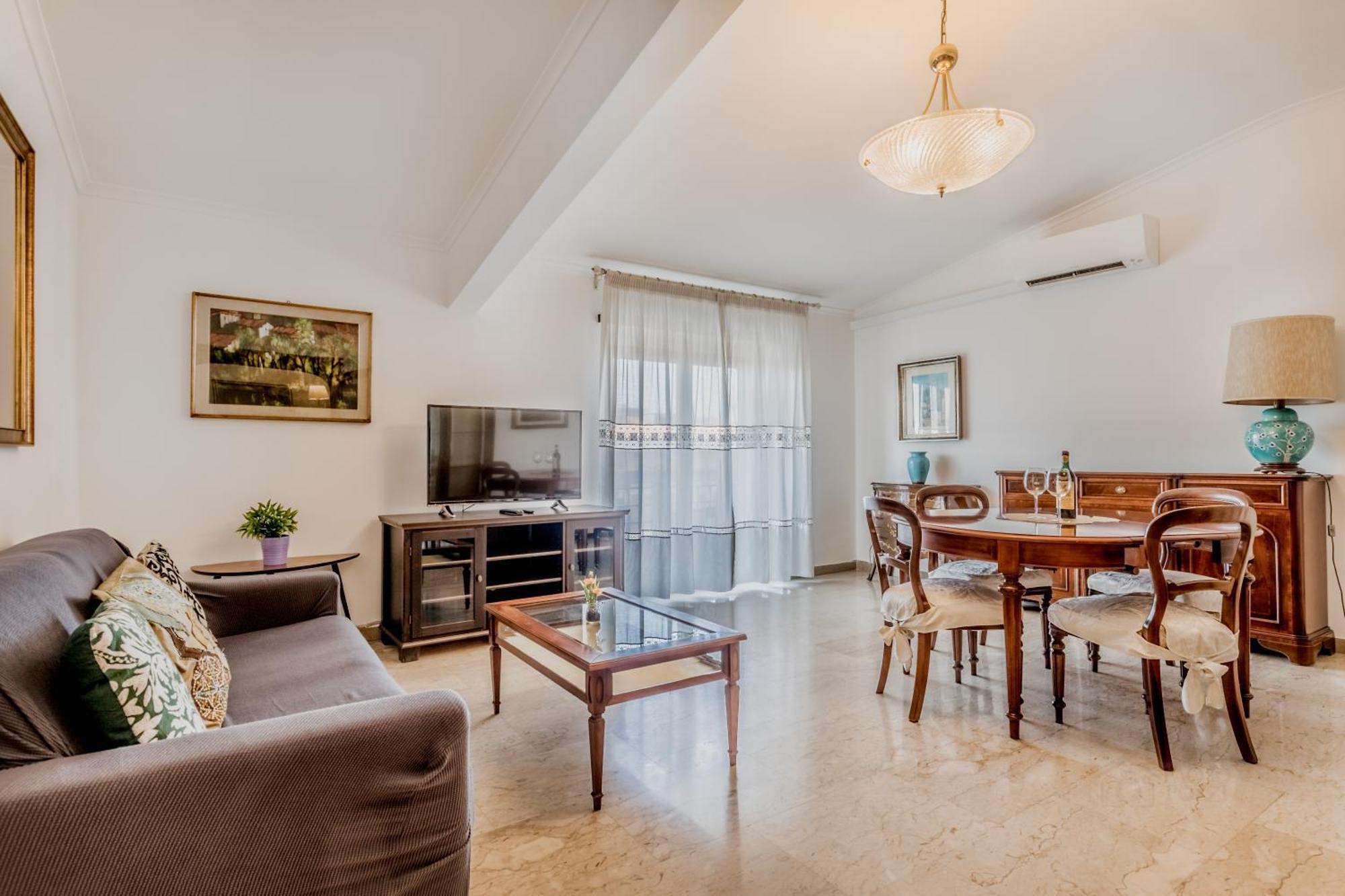 Tuscolana Sunset Apartment