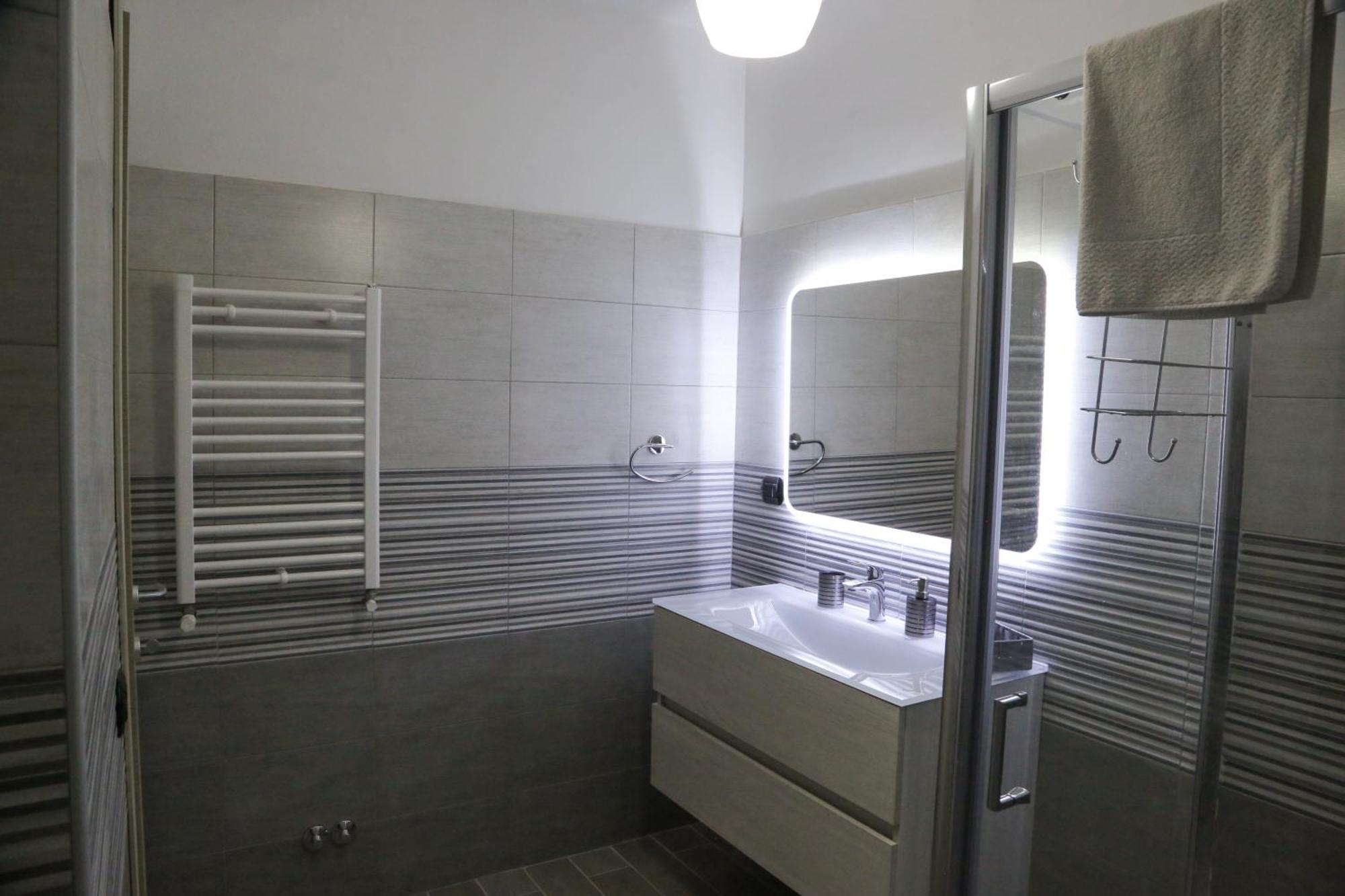Domus Anagnina 2 Bedrooms Apartment Rome