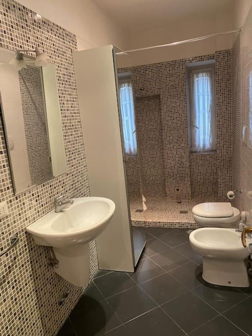 Appartement In Centro Storico Vicino La Stazione Termini Rome