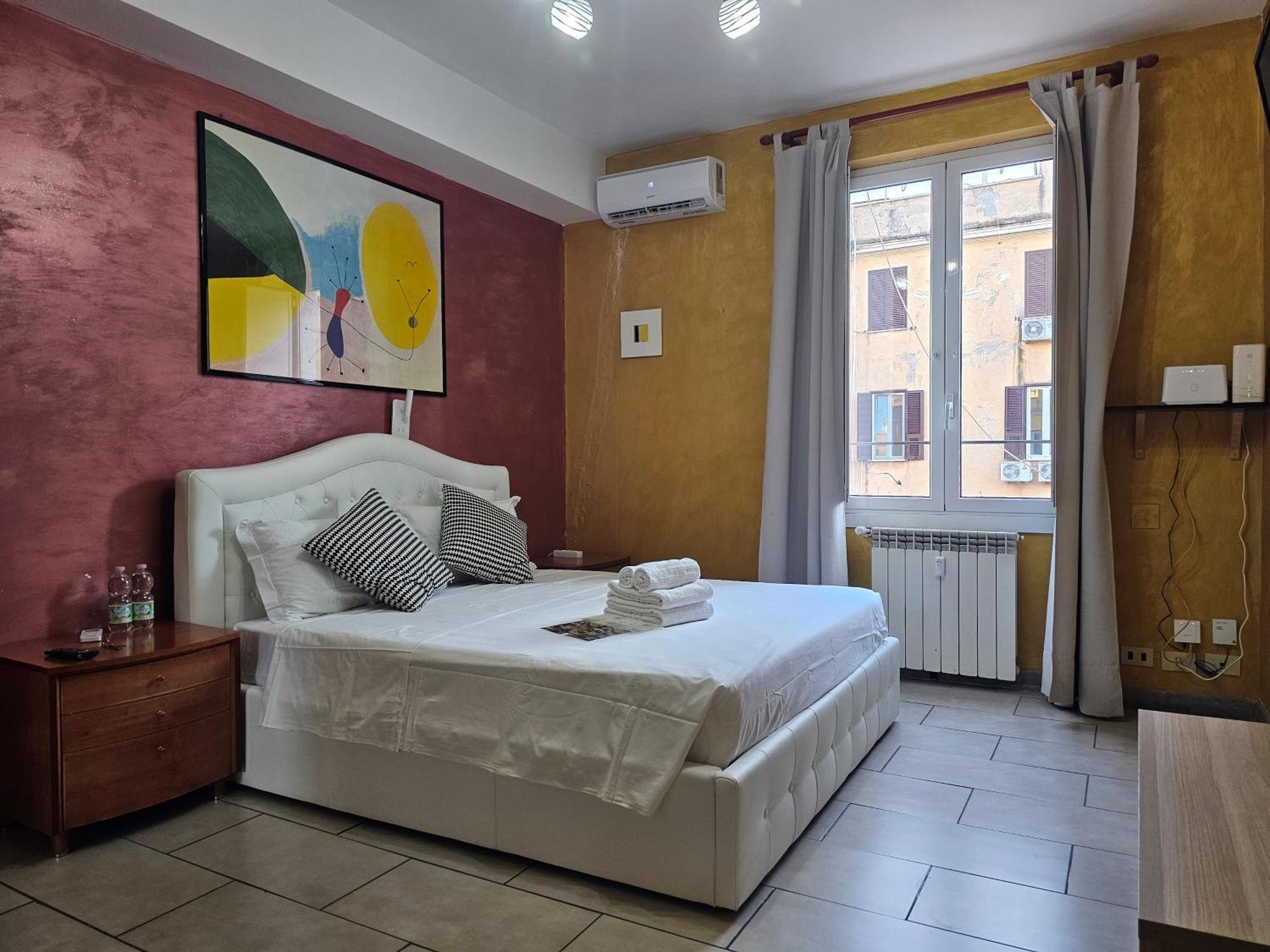 Giovanni Giolitti 177 Termini Apartment *