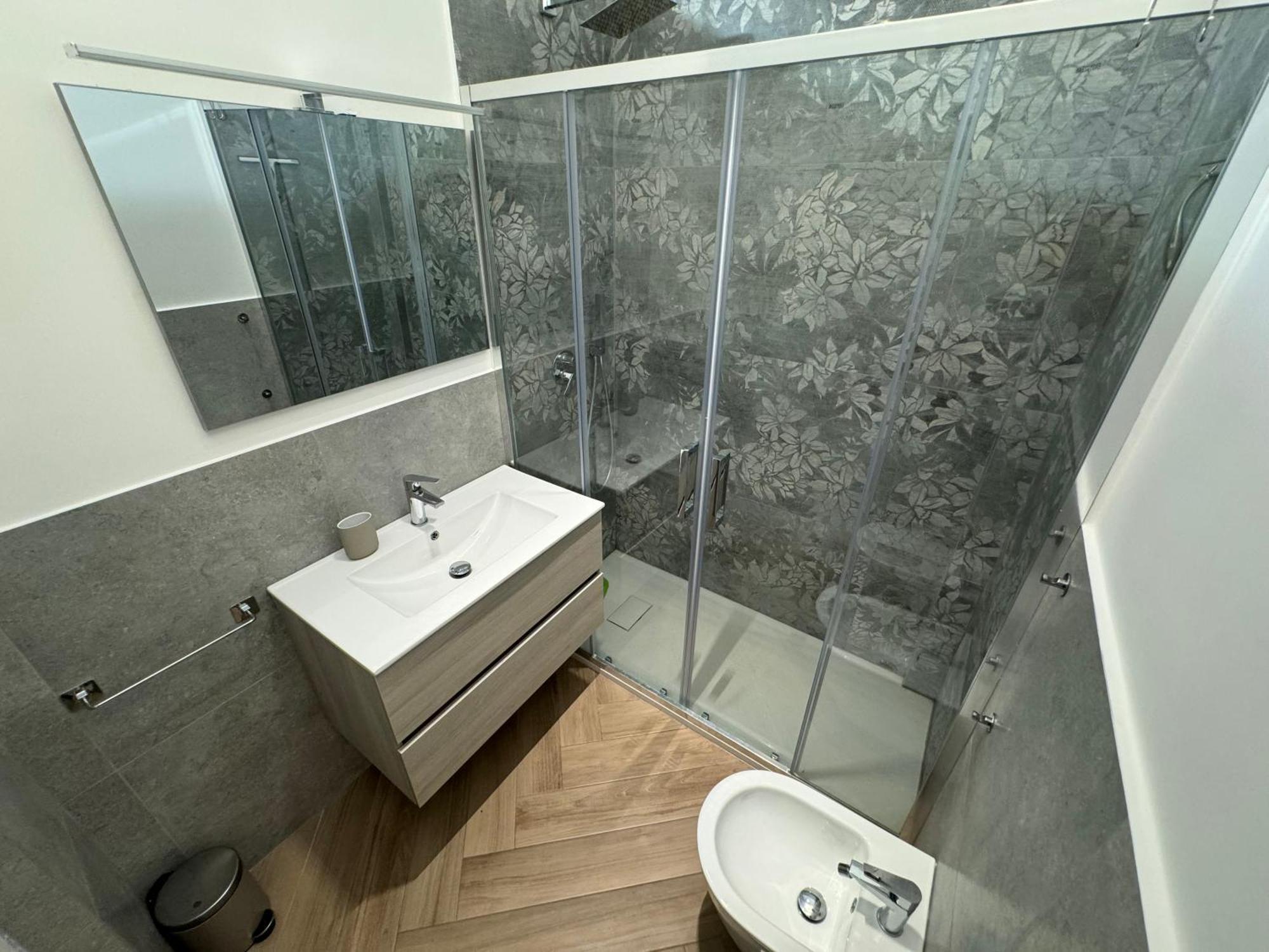 Exclusive With Garden - Ponte Milvio *