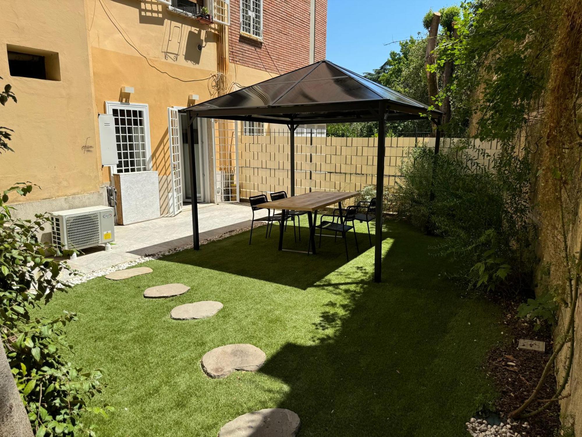 Exclusive With Garden - Ponte Milvio Rome