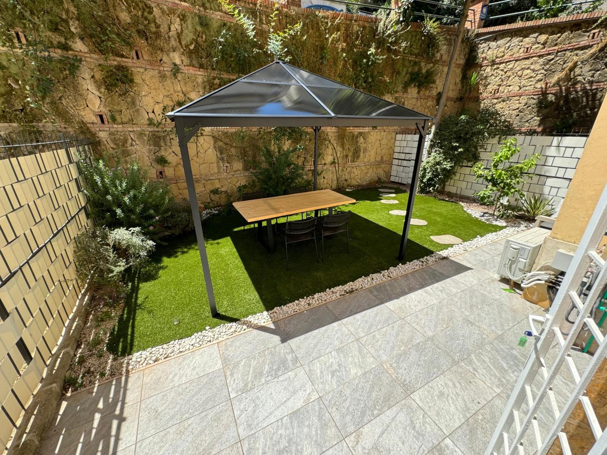 Exclusive With Garden - Ponte Milvio *