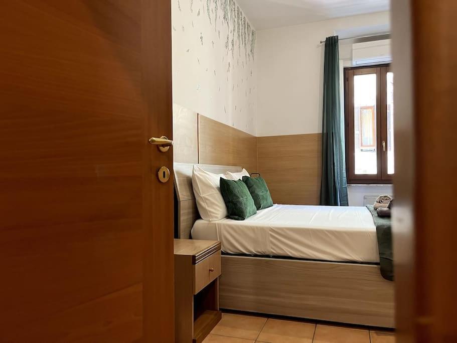 Dreams Under The Trees - Metro Termini Apartment *