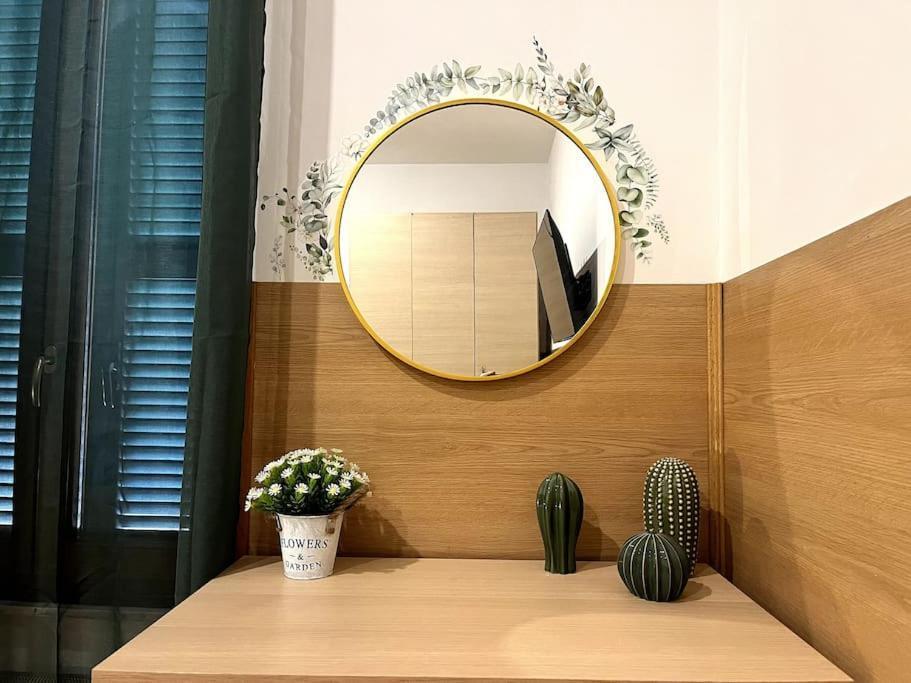 Dreams Under The Trees - Metro Termini Apartment