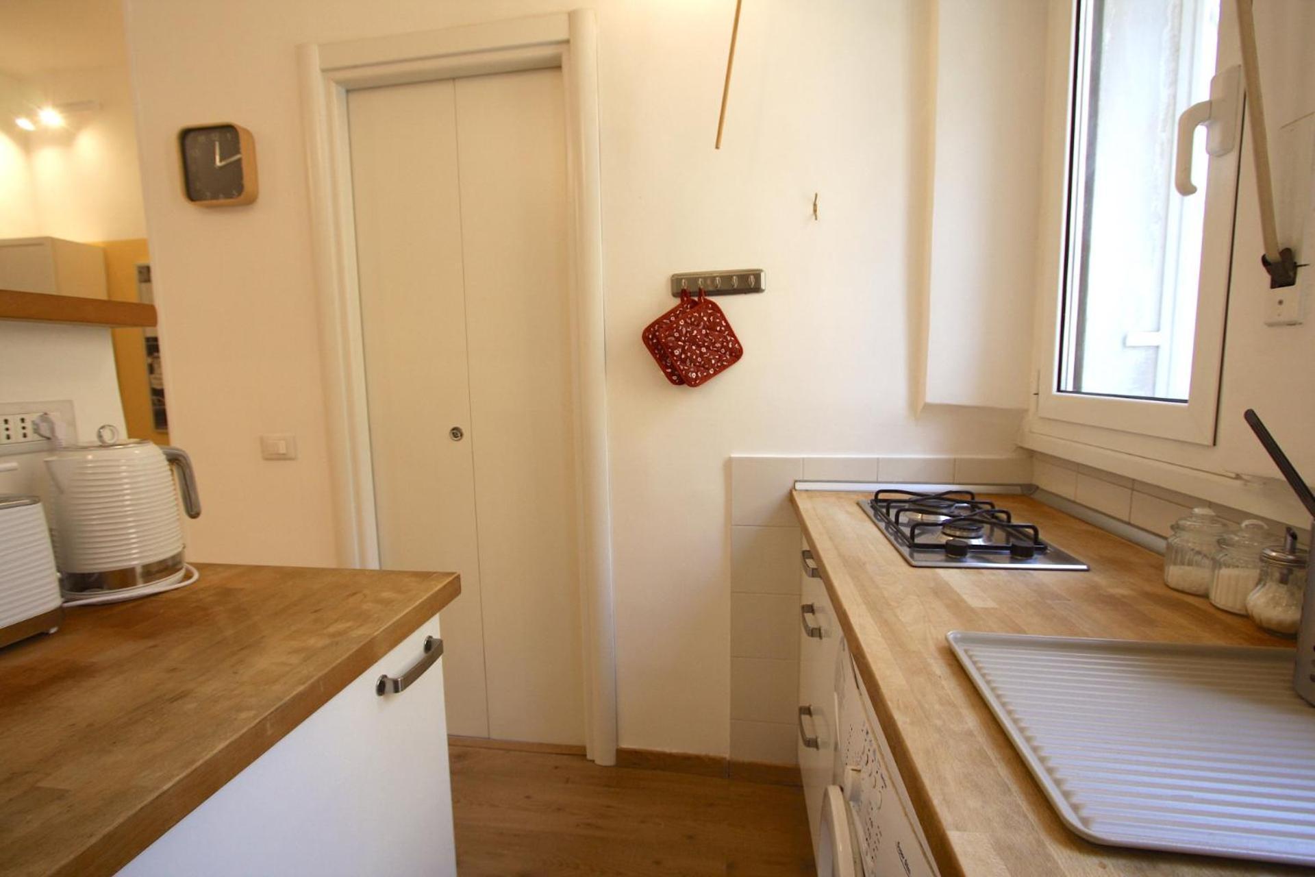Garbatella 2br House * Rome