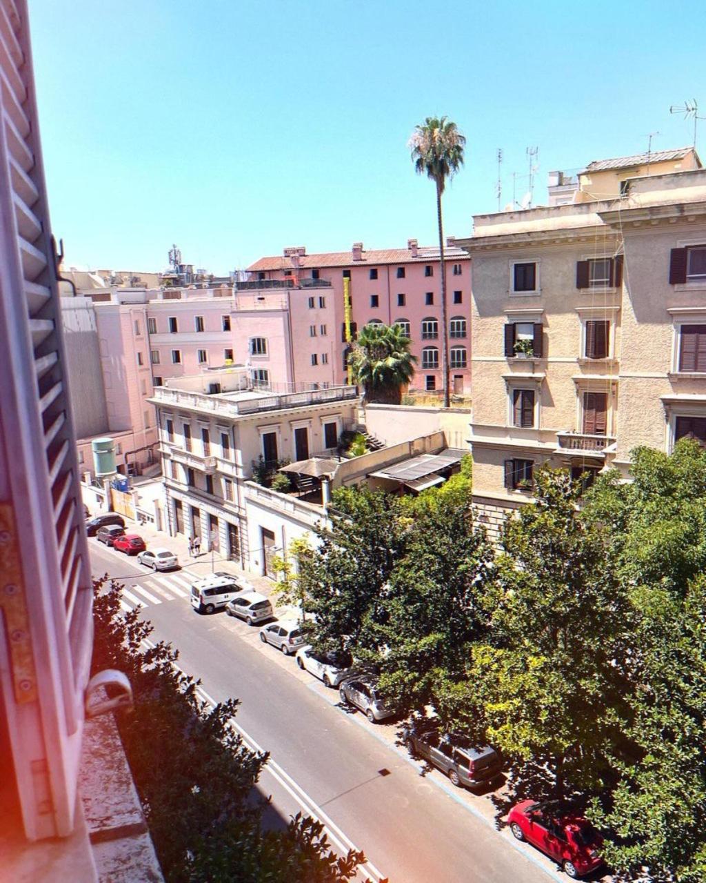 Urbe Colosseo Couette-café 2*