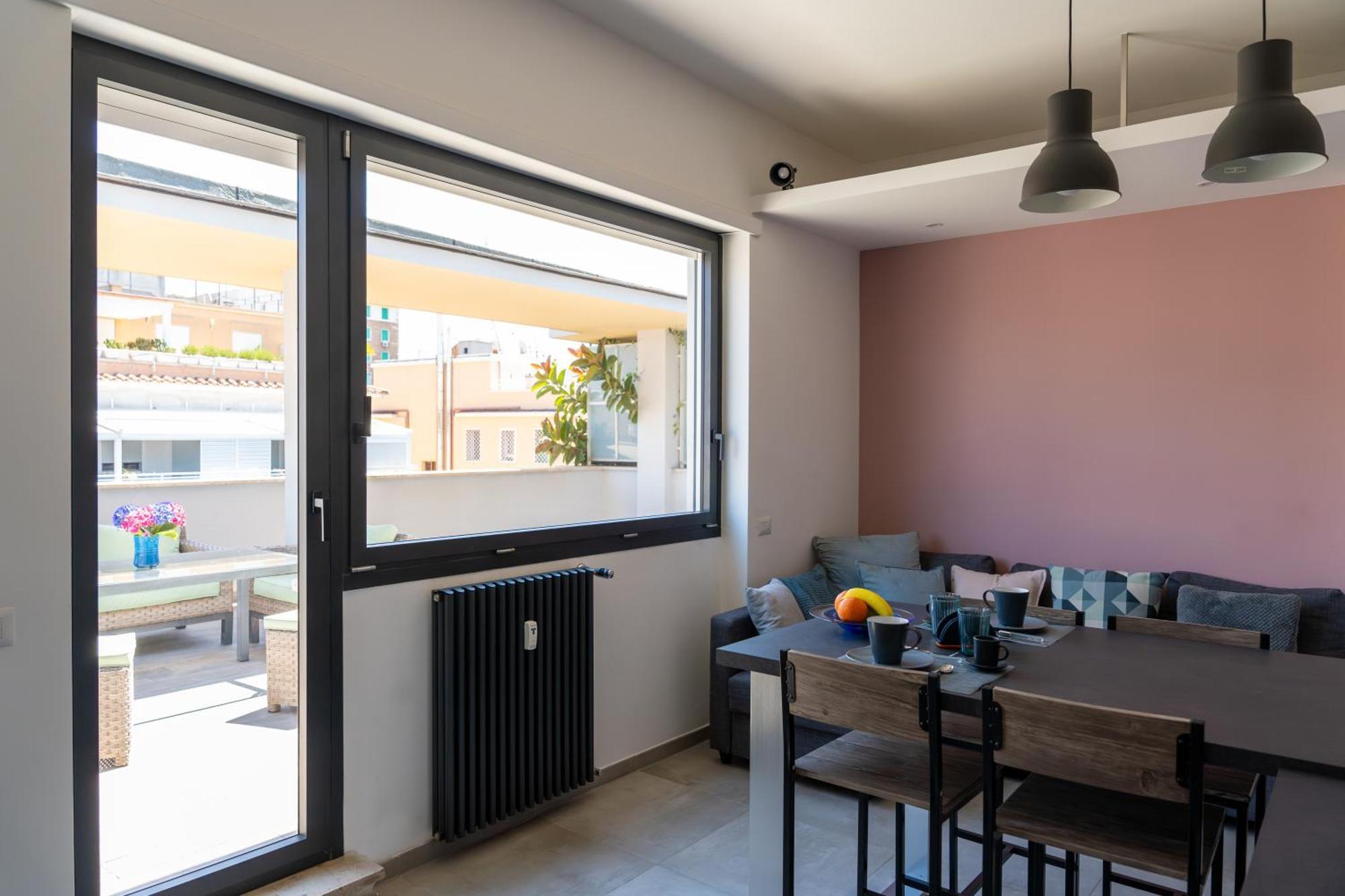 Appartement Penthouse With Panoramic Terrace -3 Min To Metro A