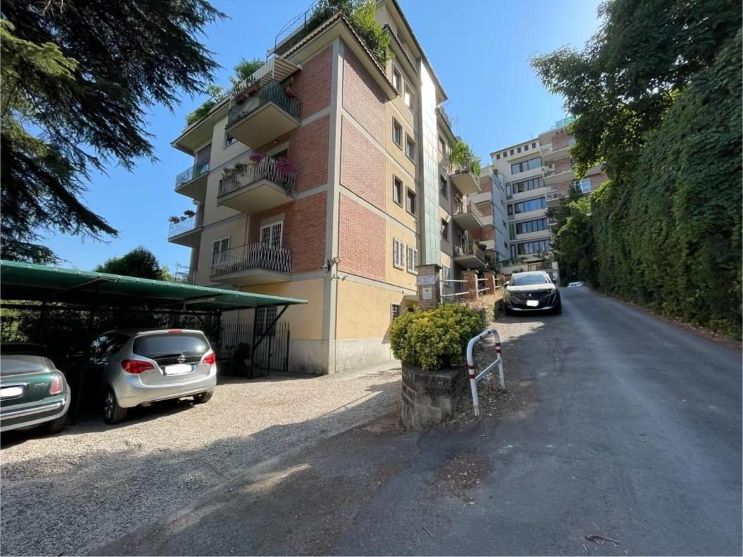 Exclusive With Garden - Ponte Milvio Rome