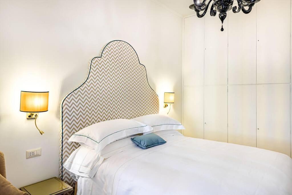 Riboty 10 * Rome