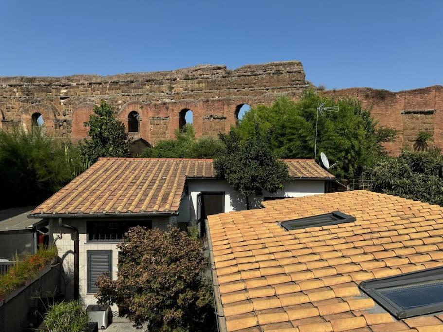 Casa Indipendente Con Vista Acquedotto *