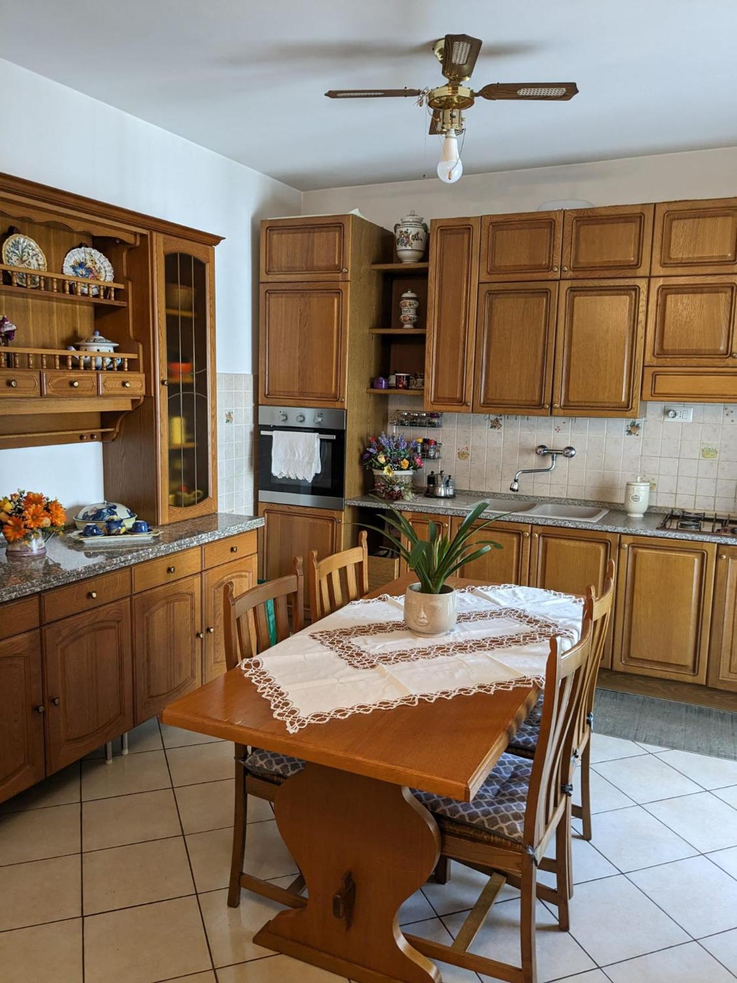 Lella's House Vicino Metro A 3 Min A Piedi Apartment Rome