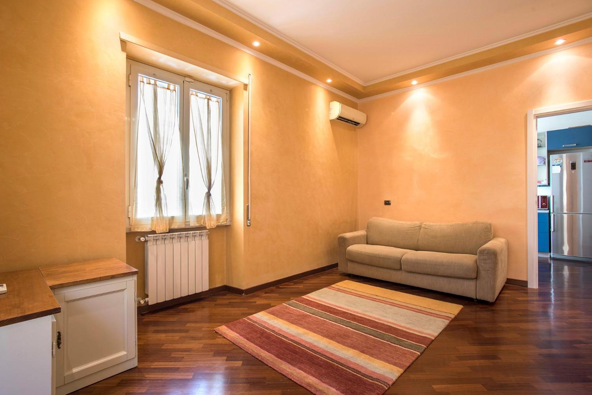 Apartamento A Poche Fermate Dal Centro - Design