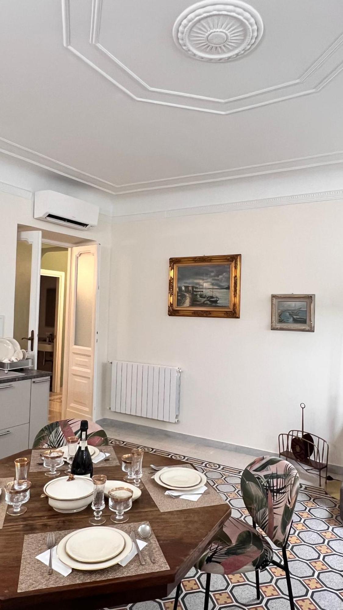 Apartment 3bdr In The Heart Of *