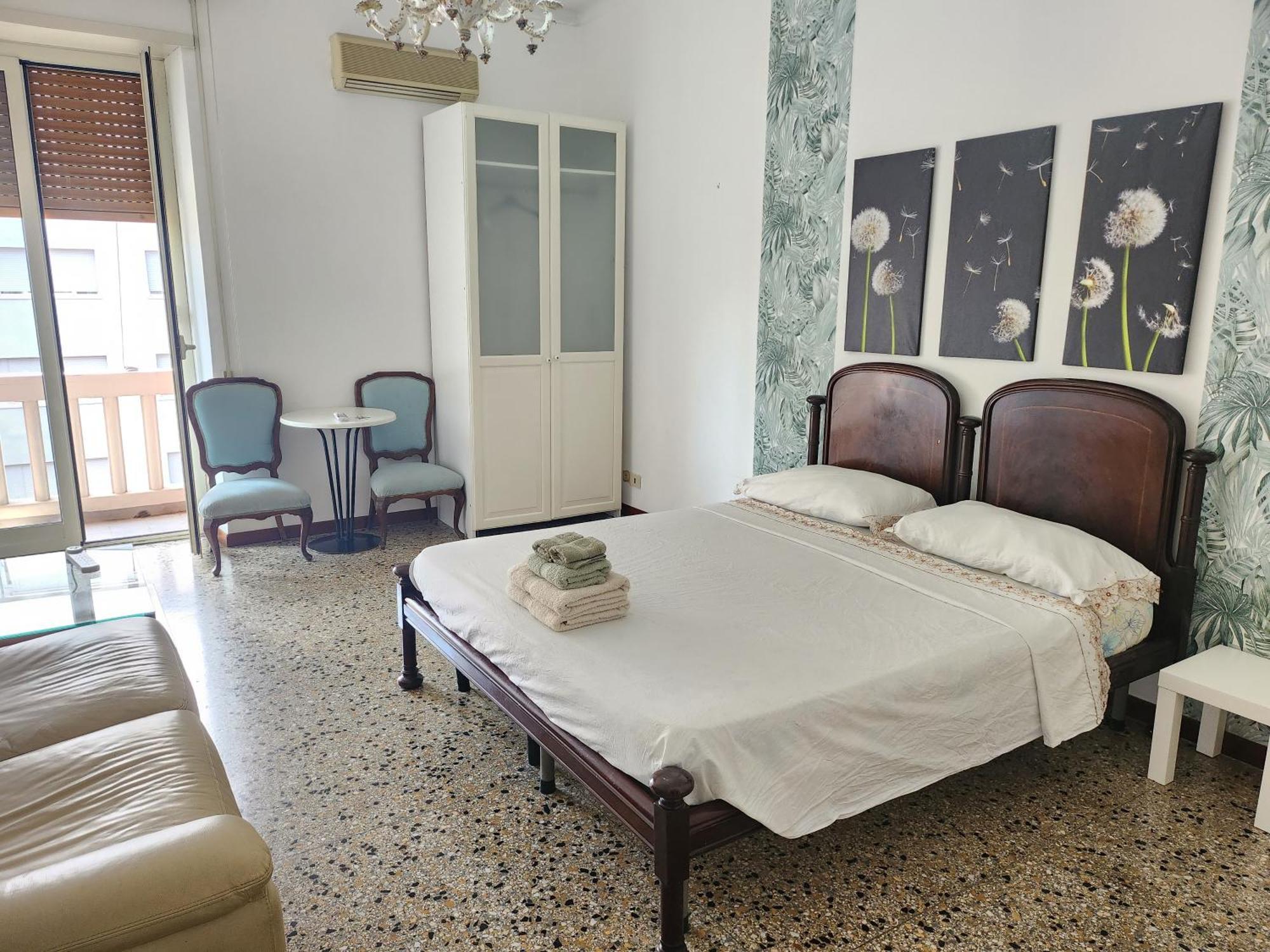 La Famiglia Guest house *