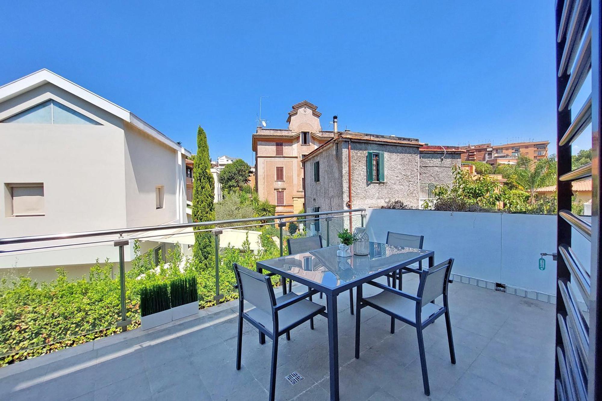Terrace 2 * Rome