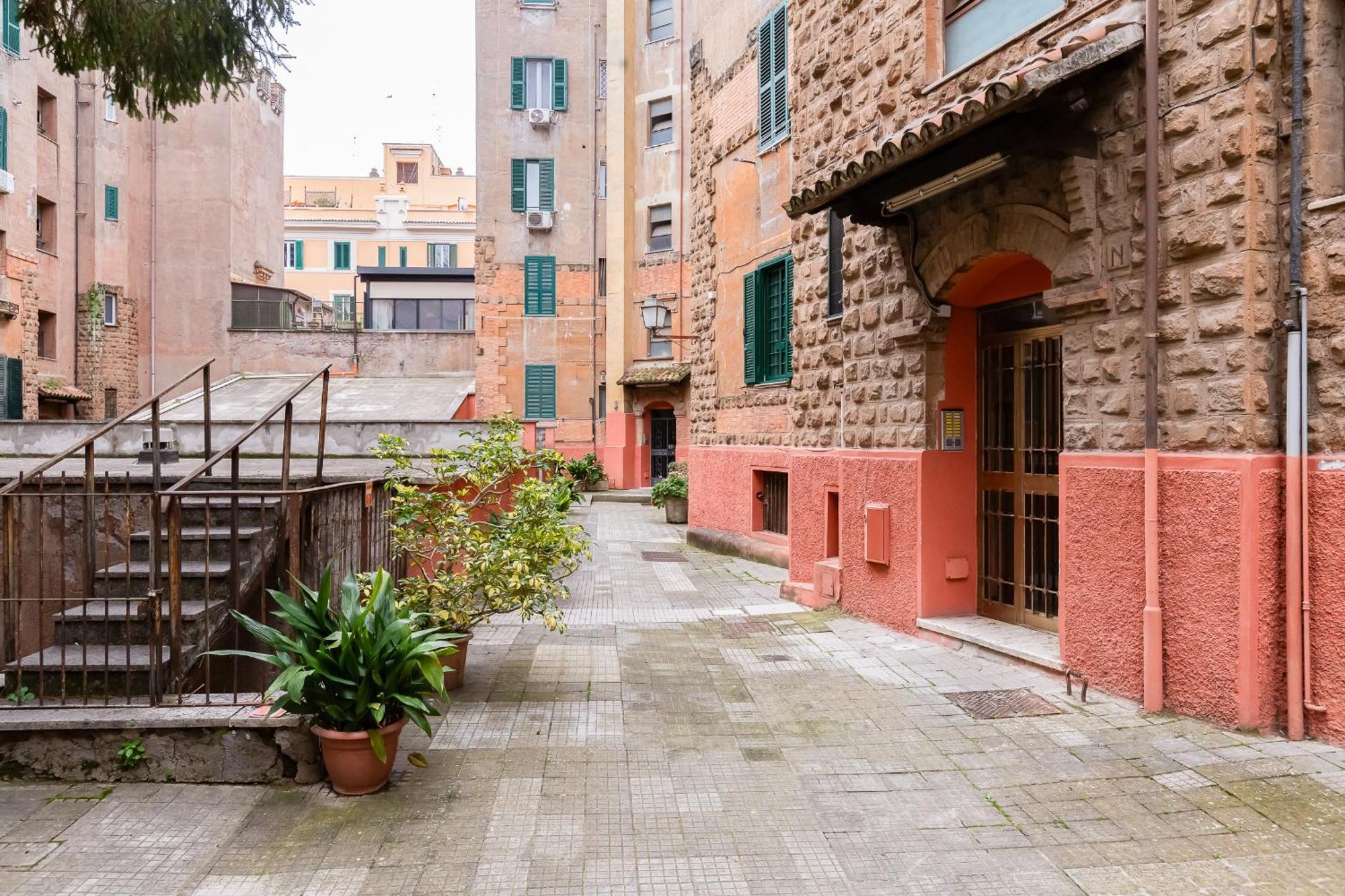 Piazza Degli Eroi A 5 Minuti Dai Musei Vaticani Boutique Rome