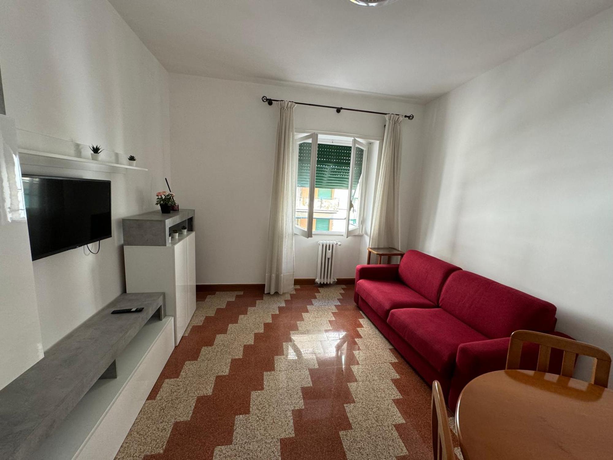Silihome, Trastevere, Piazza Della Radio Rome
