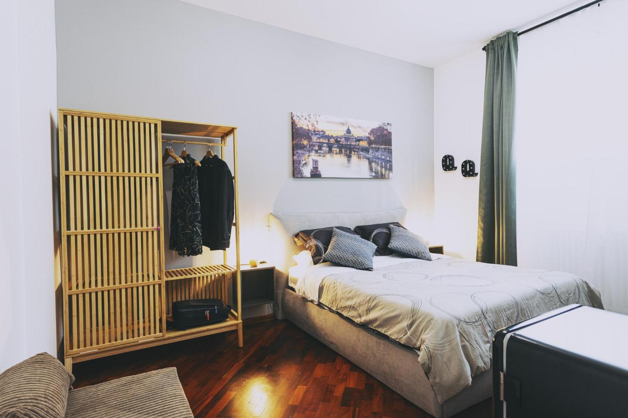 Qq Place Rome