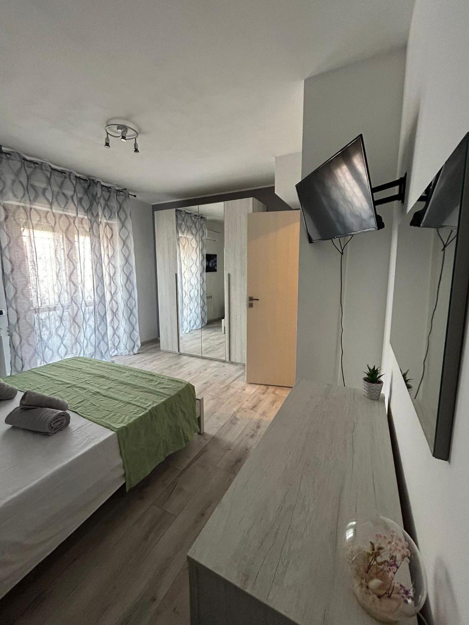 Carpe Diem Adult Only Rome