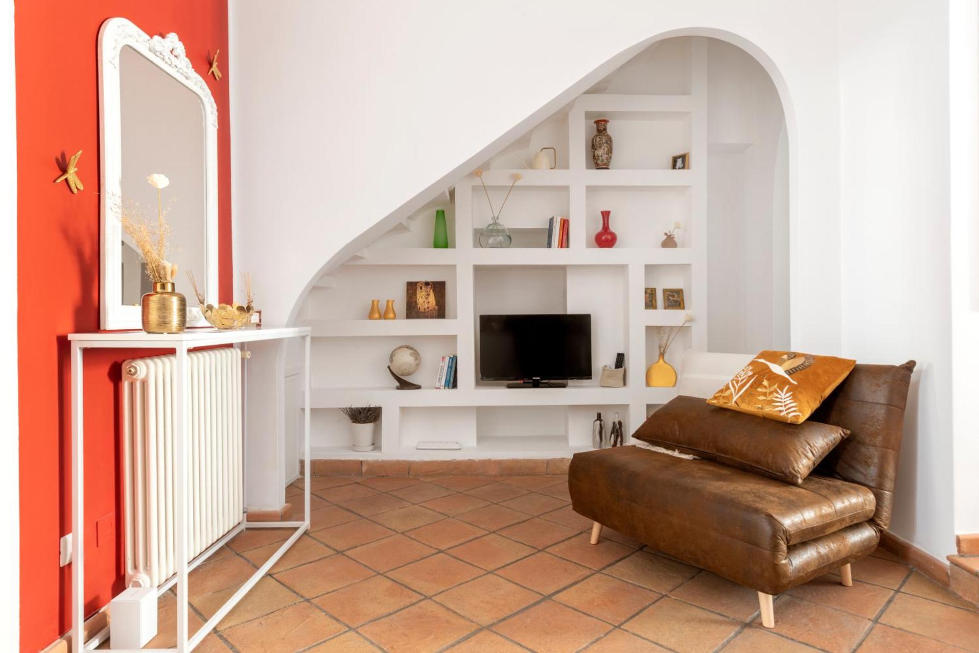 Luxury - Commodilla - Metro B Garbatella Rome