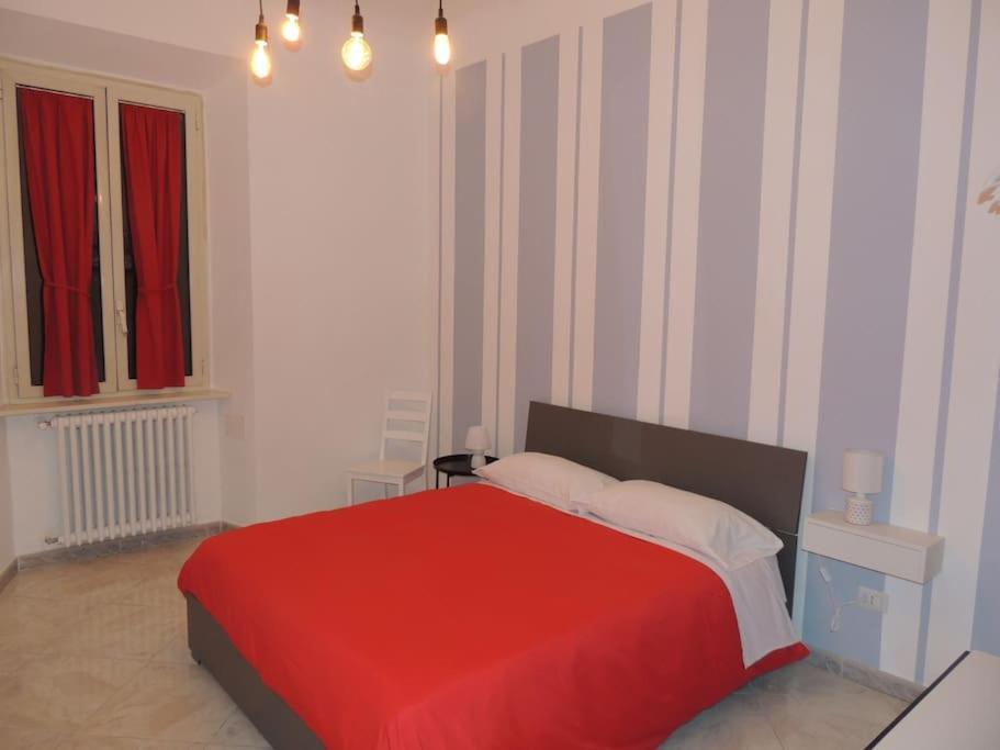 Magenta Apartment *