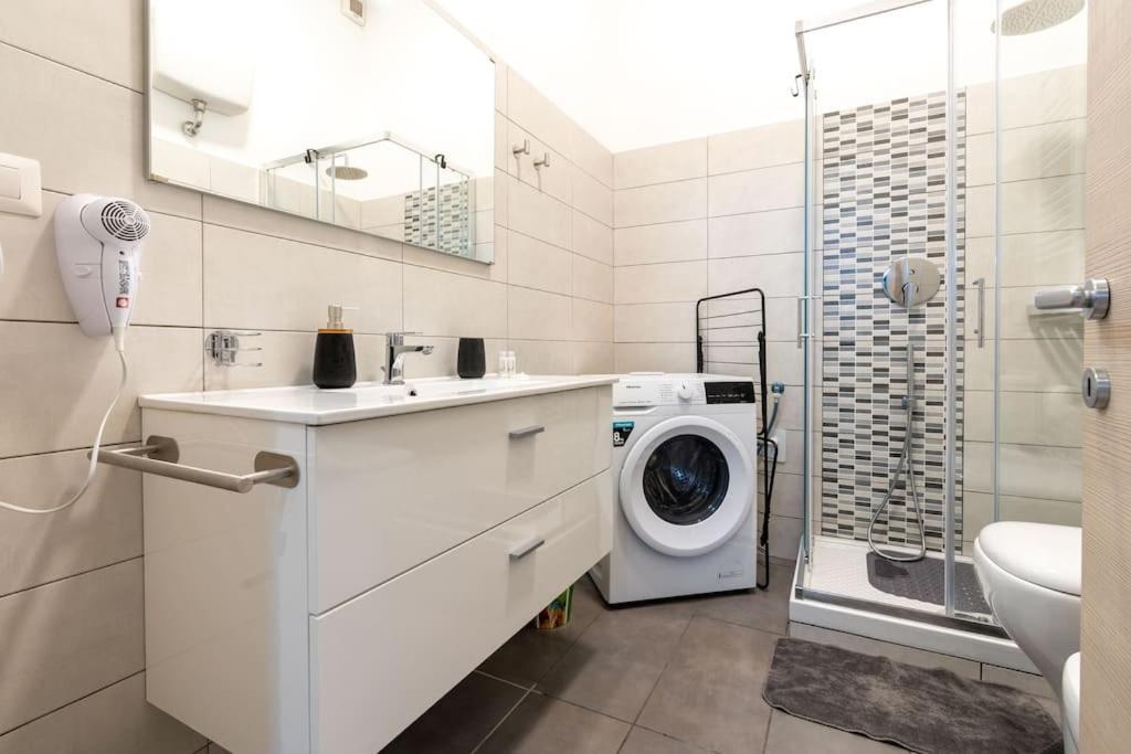 Ad Un Passo Dalla Metro Linea C Paradise In Apartamento *