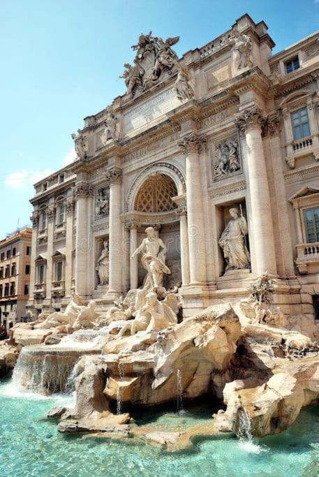 Apartamento Ad Un Passo Dalla Metro Linea C Paradise In *