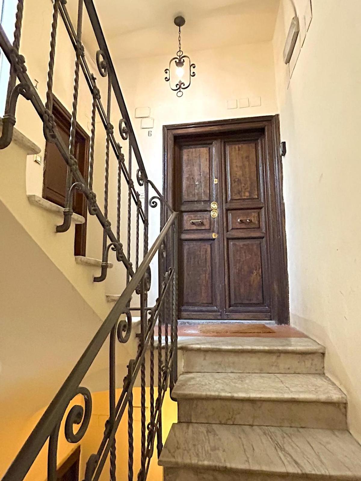 Casetta At Banchi Nuovi Apartment