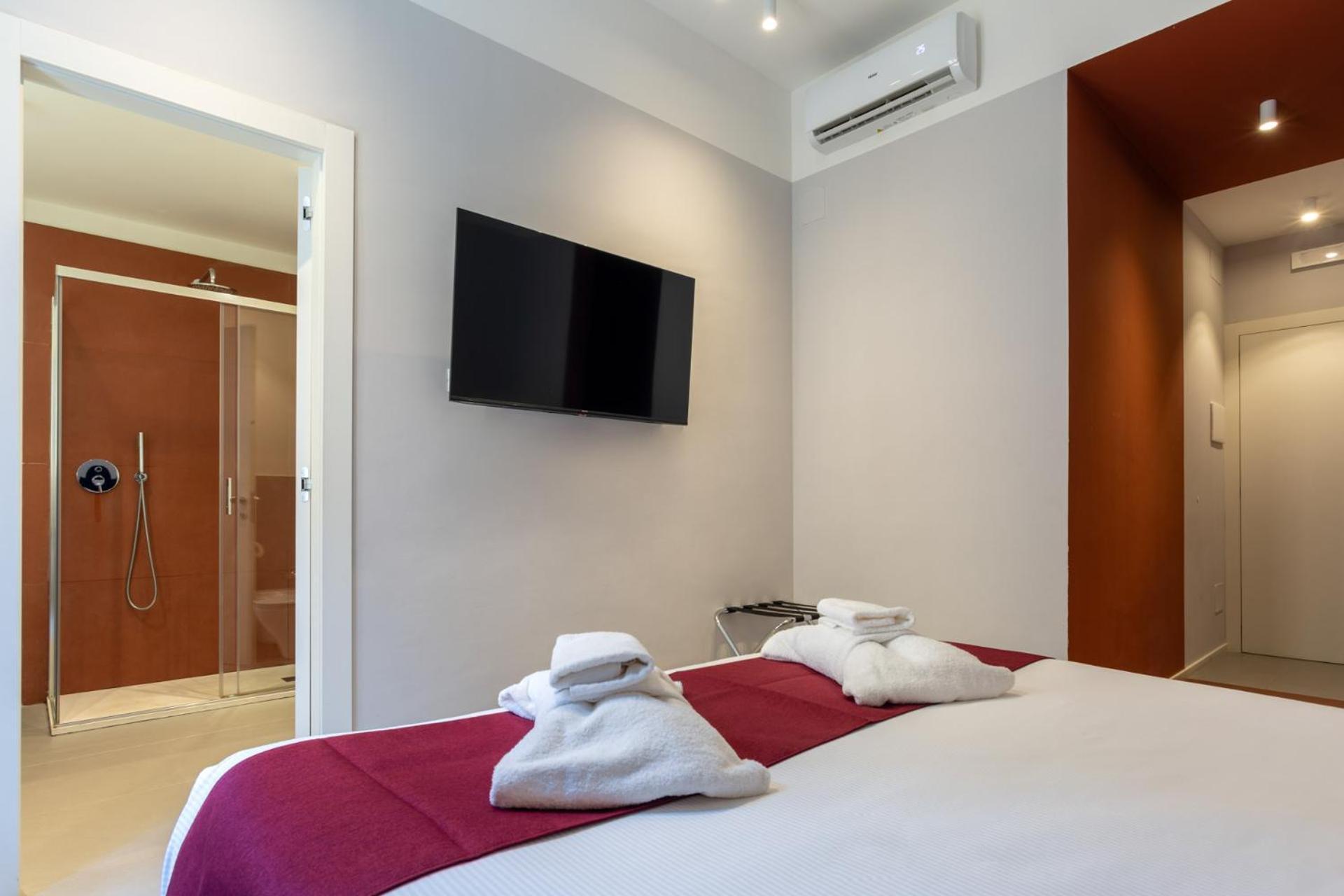 Carrara 24 Guest house
