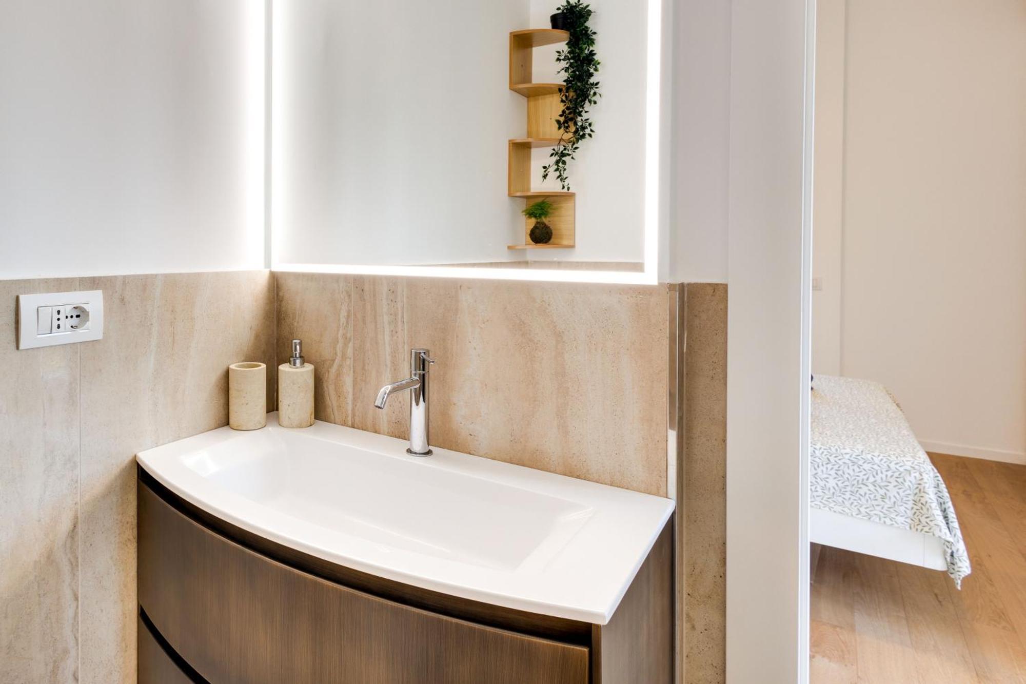 Aurelia Luxury * Rome
